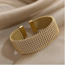 Золотистый браслет из нержавеющей стали