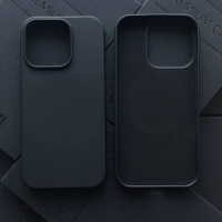 Чехол для iPhone 16 Pro Max матовый силикон с MagSafe 