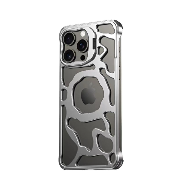 Чехол для iPhone 13  Metal Spiderweb Case