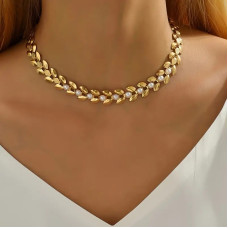 Чокер с жемчугом