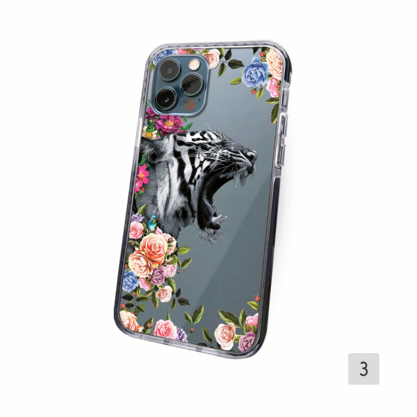 Чехол для iPhone 15 Львица с цветами