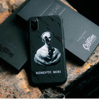 Чехол для iPhone 16 Memento Mori