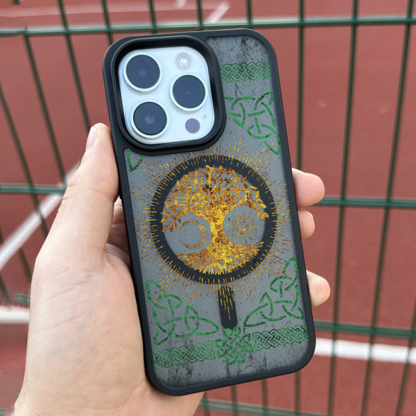 Чехол для iPhone 15 Скандинавия Дерево