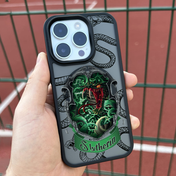 Чехол для iPhone 15 Слизерин