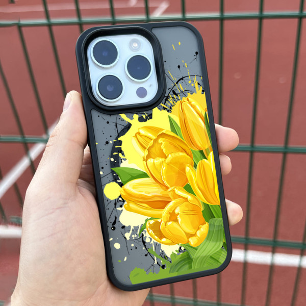 Чехол для iPhone 15 Plus Тюльпаны