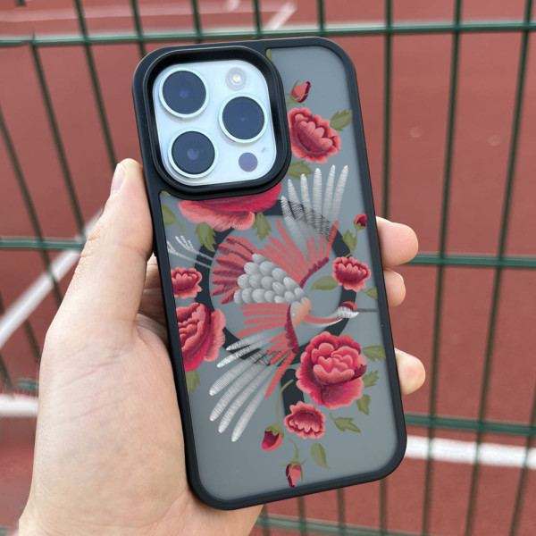 Чехол для iPhone Вишиванка Лілії