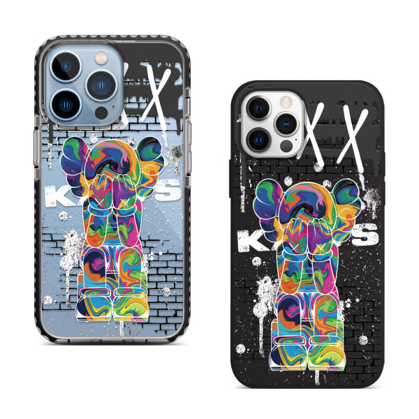 Чохол для iPhone Paint Kaws