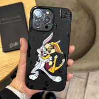 Чехол для iPhone Лола на руках