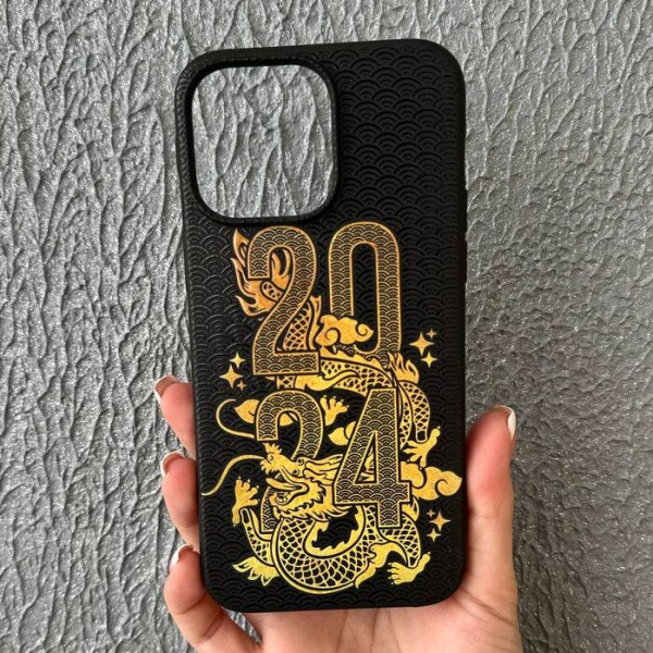 Чехол для iPhone 15 Дракон 2024