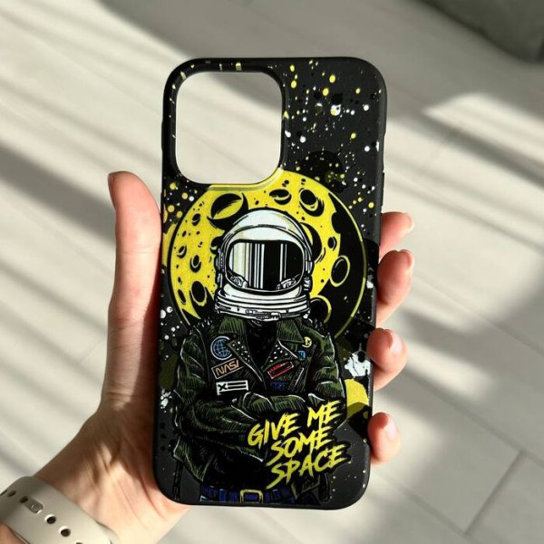 Чехол для iPhone 15 Plus Space Yellow