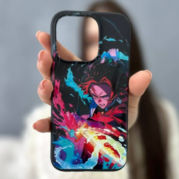 Чехол для iPhone 15 Танджиро Облака