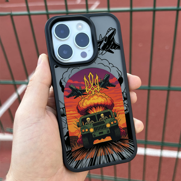 Чехол для iPhone 17 Pro Max Хамвы